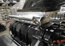 EFI BILLET  Blower "Loaded"    Injector Plate with   16 Injectors for Gas-E-85 or Methanol